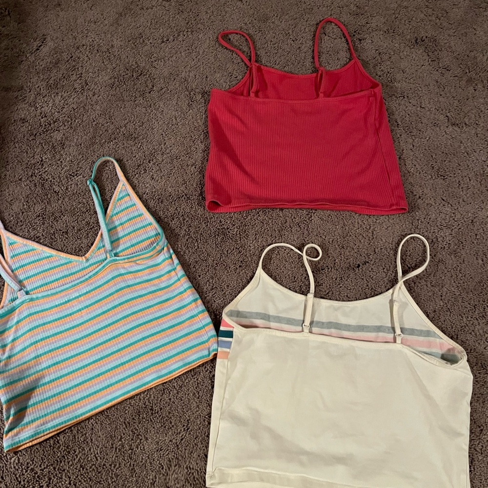three american eagle crop tops - Picture 5 of 5